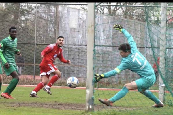 Gol kralı Güraltınkeser