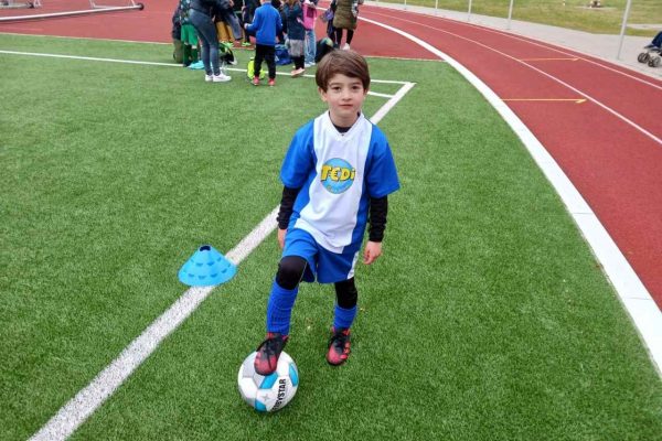 En yetenekli minik futbolcu: İsmail Doğan