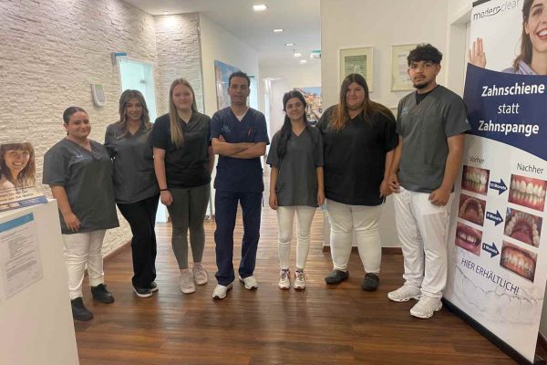 PHOENIX ZAHNÄRZTE: Mutlu bayramlar-Frohe Feiertage