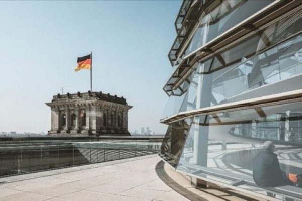 Almanya Federal Meclisi “Nitelikli Göçmenlik Yasası’nı” onayladı