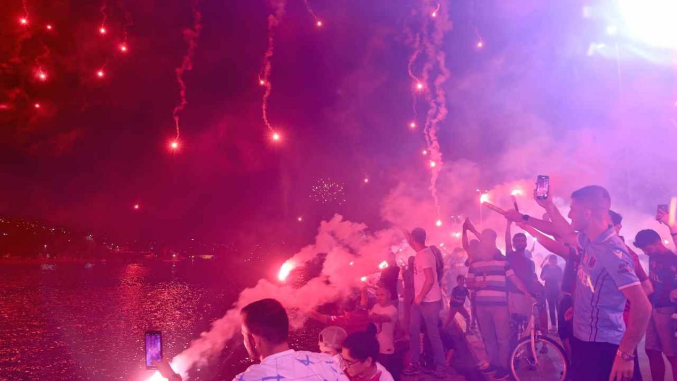 "Trabzonspor için 1 meşale de sen yak" etkinliği gerçekleştirildi