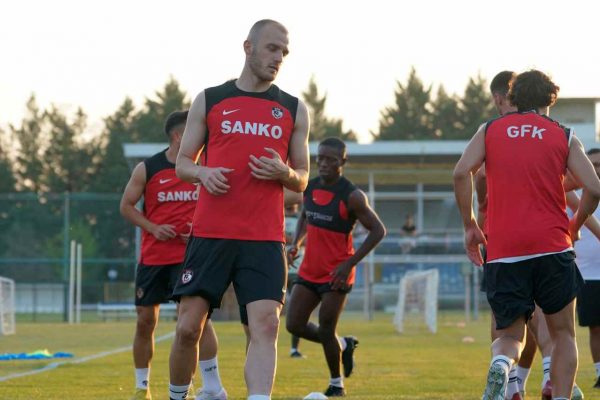 Gaziantep FK, Fenerbahçe maçı hazırlıklarına başladı