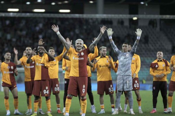 Aslan Slovenya”da kükredi!