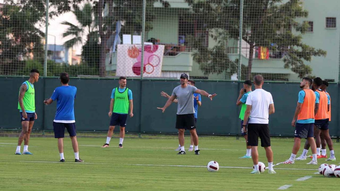 Alanyaspor, Rams Başakşehir maçının hazırlıklarını sürdürdü