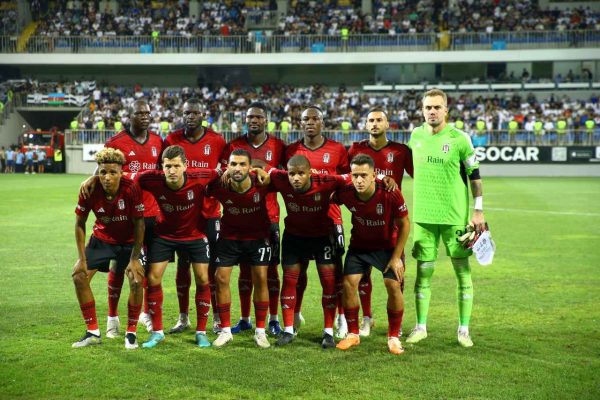 Beşiktaş tur için büyük avantaj sağladı