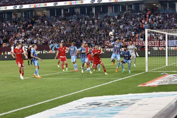 Trabzonspor sezona galibiyetle başladı