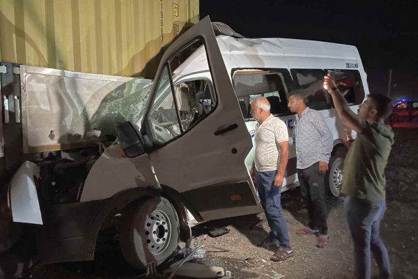 Gaziantep’teki trafik kazasında 1 kişi hayatını kaybetti, 7 kişi yaralandı