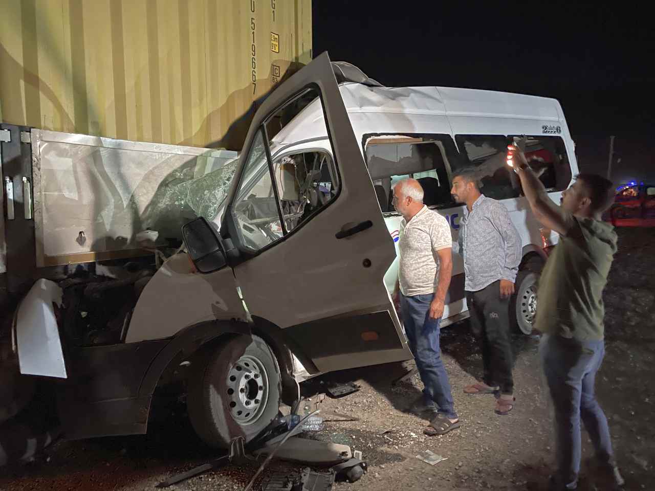 Gaziantep’teki trafik kazasında 1 kişi hayatını kaybetti, 7 kişi yaralandı