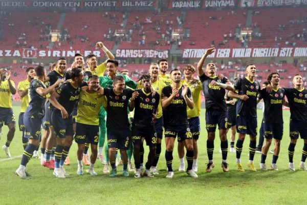 Fenerbahçe, Samsun’da ikinci yarıda açıldı