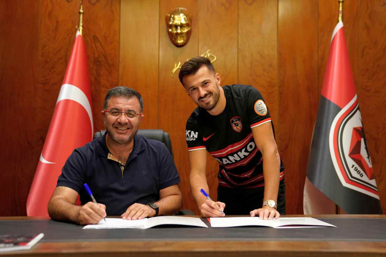 Gaziantep FK, İsviçreli golcü Albian Ajeti’yi transfer etti