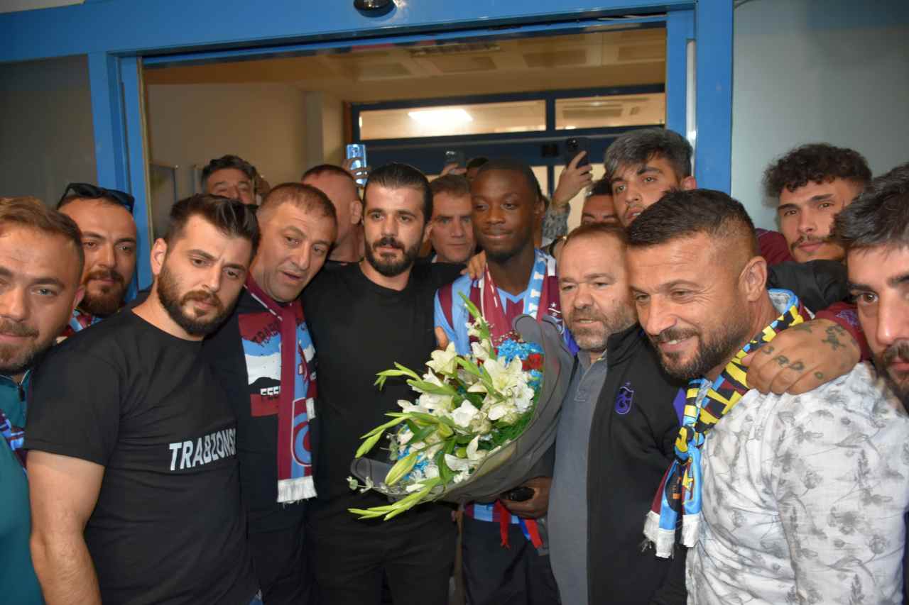 Trabzonspor’un yeni transferi Nicolas Pepe Trabzon’a geldi