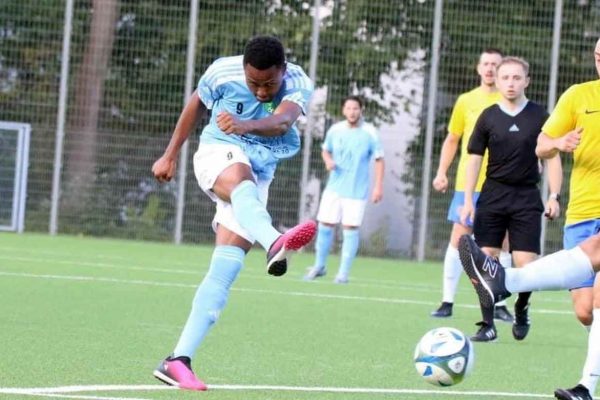 Dersimspor işi bitirdi