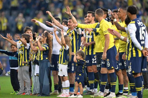 Fenerbahçe galibiyet serisine devam etti