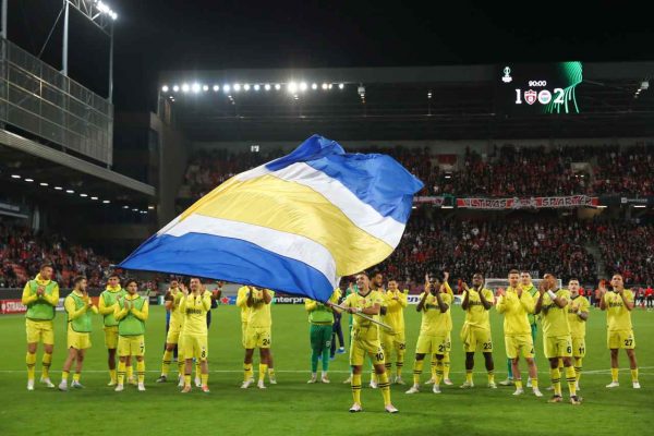Fenerbahçe, galibiyet serisini sürdürdü