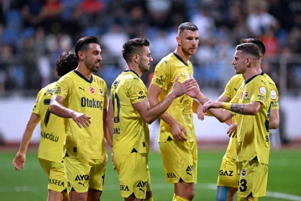 Fenerbahçe rekorunu egale etti