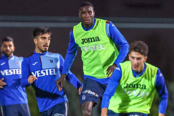 Trabzonspor, Alanyaspor hazırlıklarına Abdullah Avcı yönetiminde başladı