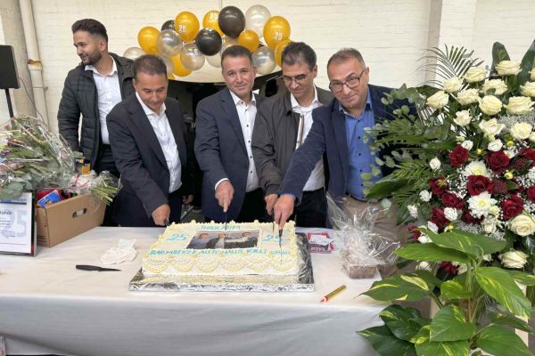Barmbek Autohaus’un 25’nci yıl gururu