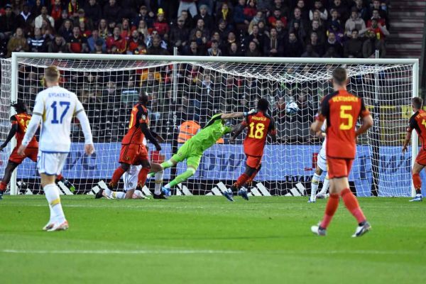 Belçika-İsveç maçı yarıda kaldı