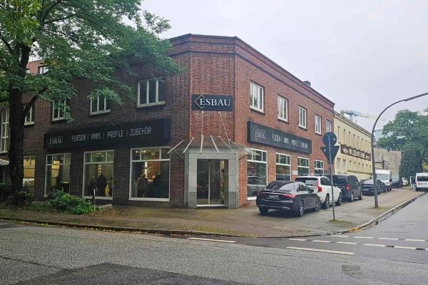 Hamburg”da, Esbau Fliesen & Baustoffe yeni şubesini açtı