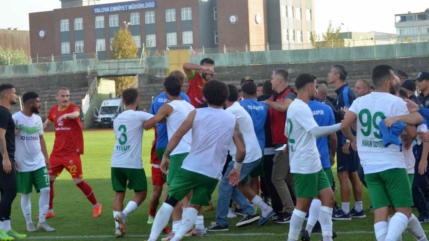 Yalova'da futbol maçının ardından çıkan kavgada 4 kişi gözaltına alındı