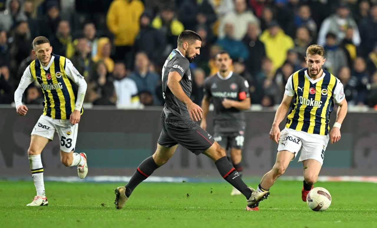 Fenerbahçe, ligde 2 maçın ardından güldü