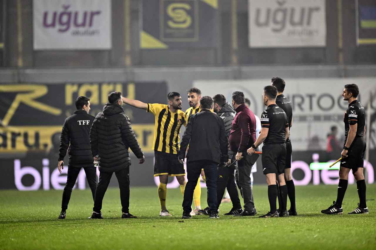 PFDK’den İstanbulspor’a hükmen mağlubiyet ile 3 puan silme cezası
