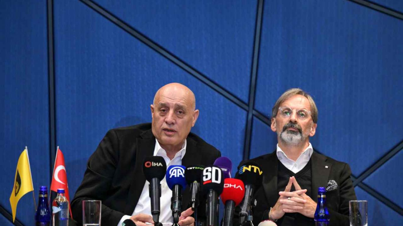 İstanbulspor Başkanı Sarıalioğlu, Trabzonspor maçında sahadan çekilmelerini değerlendirdi