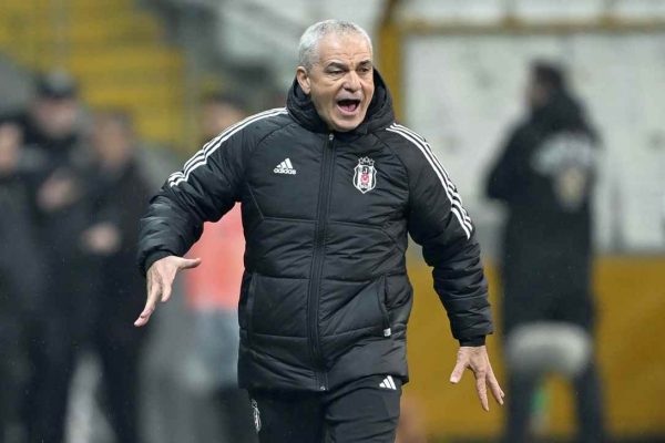 Beşiktaş’ta Rıza Çalımbay dönemi sona erdi