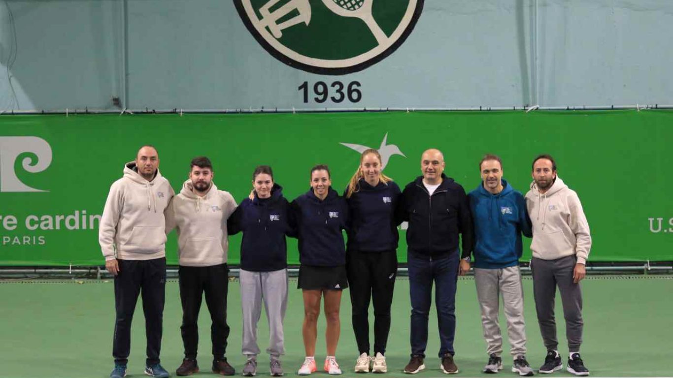 Cacharel Türkiye Tenis Ligi Finalleri'nde kadınlarda finalistler belli oldu