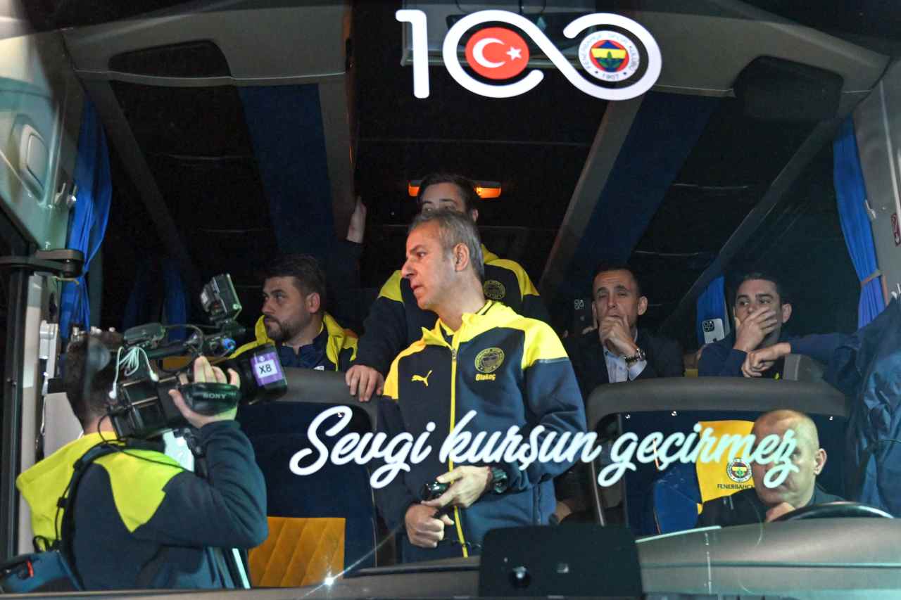 Fenerbahçe kafilesi, İstanbul’a döndü