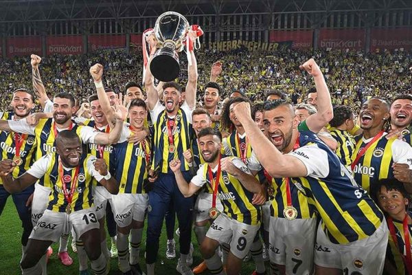 Fenerbahçe, 2023’te kupa hasretini sonlandırdı