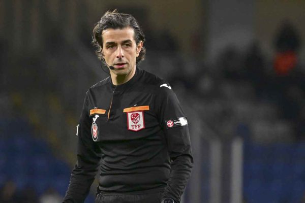 Mete Kalkavan, hakemlik kariyerini noktaladı