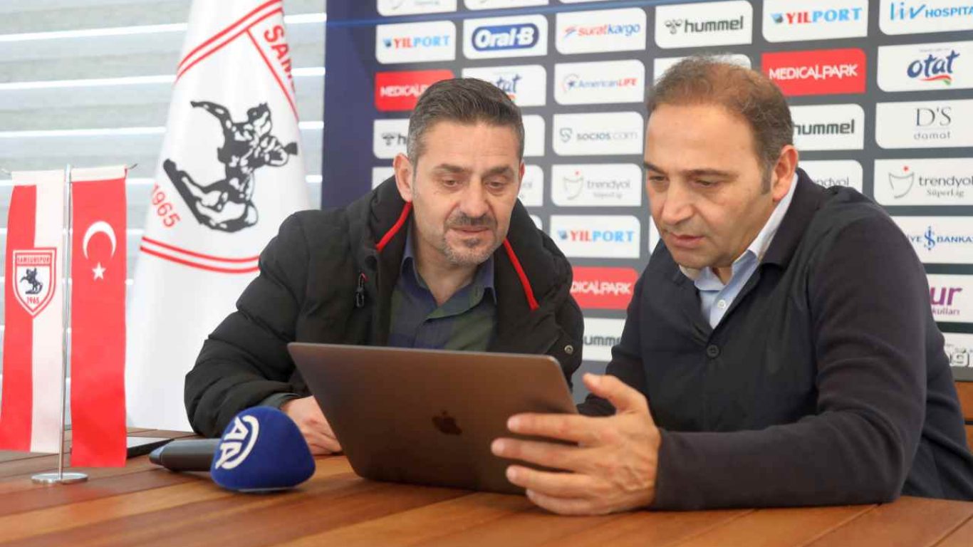 Samsunspor Futbol Direktörü Fuat Çapa, AA'nın "Yılın Kareleri 2023" oylamasına katıldı