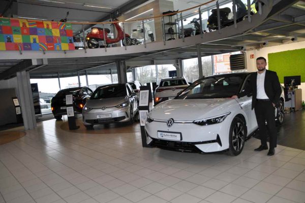 Araba satışları yükseldi