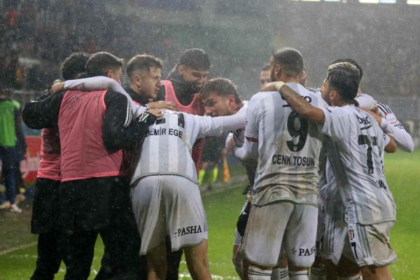 Beşiktaş deplasmanda Rize’ye 4 attı