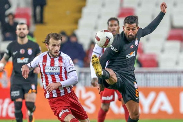 Galatasaray, Sivas’ta 2 puan bıraktı!