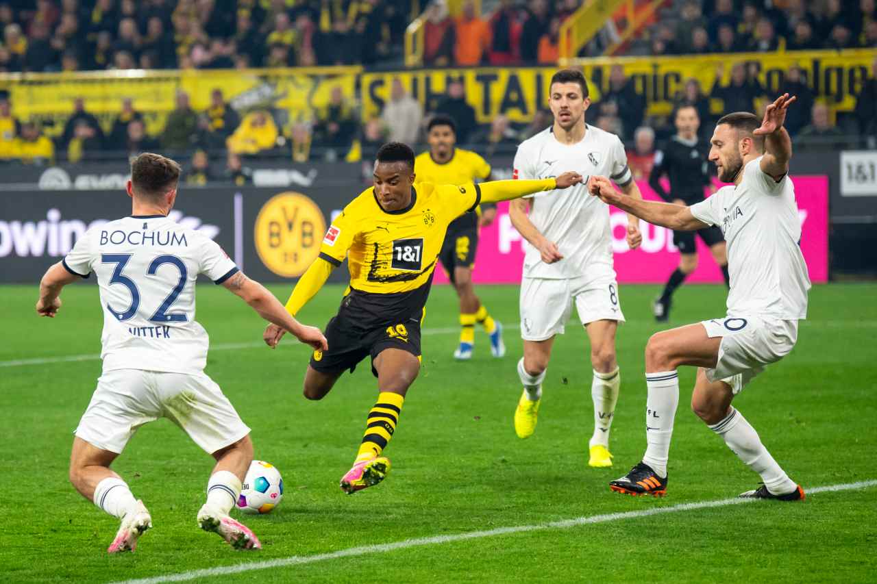 Füllkrug schießt Dortmund auf Platz vier
