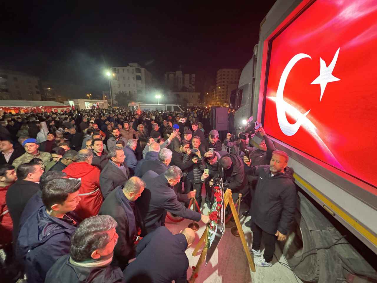 Osmaniye’de 6 Şubat depremlerinde hayatını kaybedenler için “Sessiz Yürüyüş”