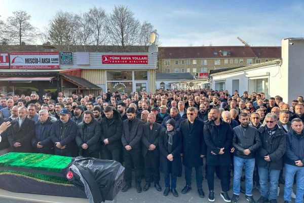 Başkan Sami Taflan son yolculuğuna uğurlandı