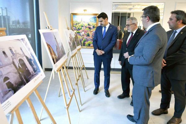 “Kiliseye Çevrilen Türk Eserleri” kitabının tanıtımı yapıldı