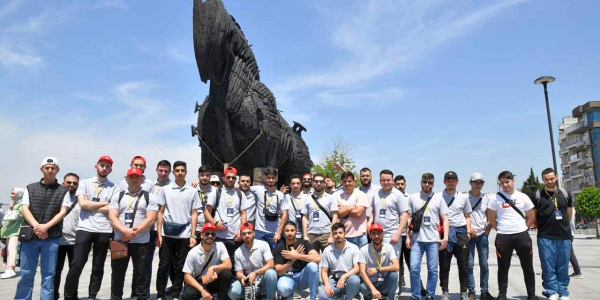Evliya Çelebi Hareketlilik Programlarıyla Yurt Dışındaki Türk Gençler Ana Vatanla Buluşuyor!