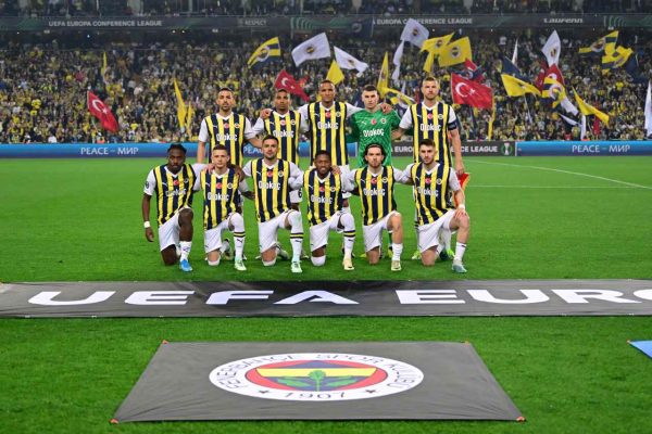 Penaltı atışları sonucunda 3-2 mağlup olan Fenerbahçe, Avrupa’ya veda etti