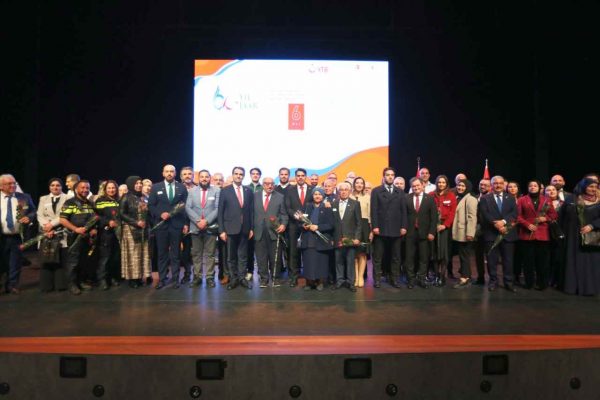 Hollanda’daki Türk toplumunun 60 yılı adeta bir başarı hikayesidir