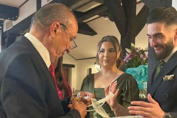 Güngör Ve Duran Ailesinin Gençleri Nişanlandı