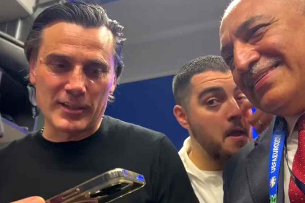 Cumhurbaşkanı Erdoğan’dan A Milli Futbol Takımı’na tebrik telefonu