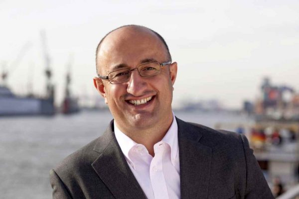 Mehmet Yıldız’dan EURO 2024 Açıklaması: “UEFA Kar Ediyor, Vatandaş tüm masraflarını Ödüyor“