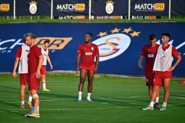 Galatasaray, Avusturya kampında hazırlıklara başladı