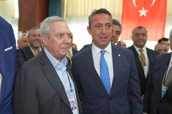 Fenerbahçe Kulübü Yüksek Divan Kurulu toplantısı başladı