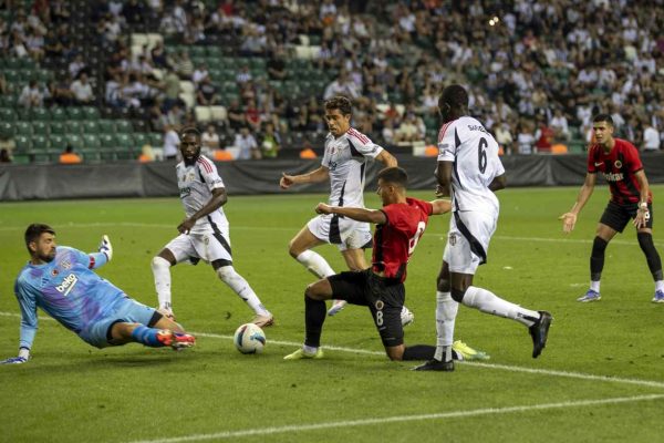 Rafa yıldızlaştı, Beşiktaş kazandı!