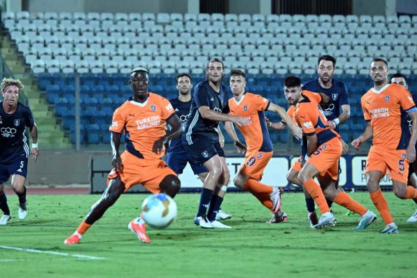 RAMS Başakşehir deplasmanda farklı kazandı: 4-0